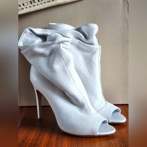 100% Auth Burberry Heritage Grain Peep Toe Ankle Women's Boots White 37.5 7.5